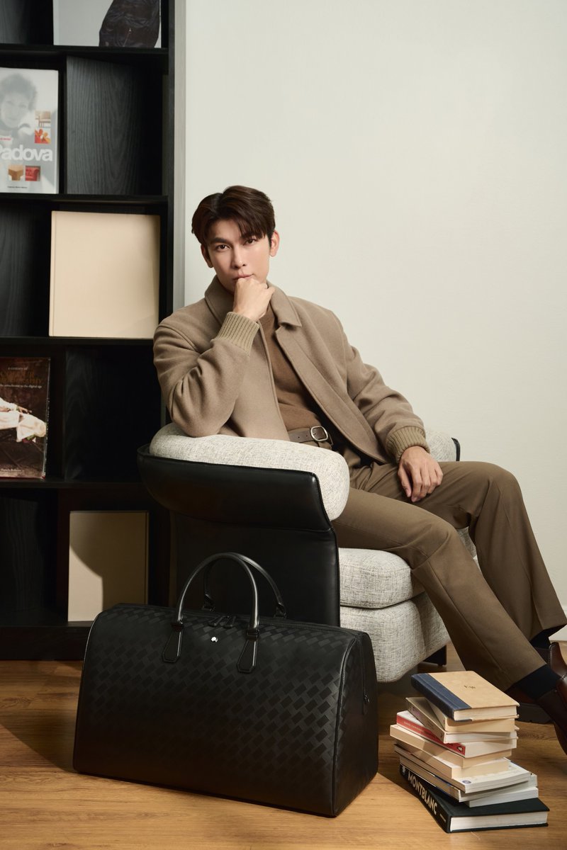 LTpops_Magazine's tweet photo. #MewSuppasit #Montblanc #LetsWrite https://t.co/UmqvInZorC