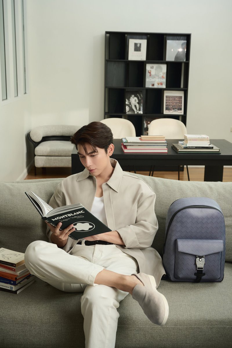 LTpops_Magazine's tweet photo. Montblanc ประกาศเปิดตัว มิว ศุภศิษฏ์ จงชีวีวัฒน์ @MSuppasit ในฐานะ Friend of the Brand คนแรกของเมืองไทย รอติดตามผลงานของ มิว ศุภศิษฏ์ ร่วมกับ Montblanc เร็ว ๆ นี้

#Montblanc #LetsWrite
#MewSuppasit https://t.co/EjS1l2TzCT