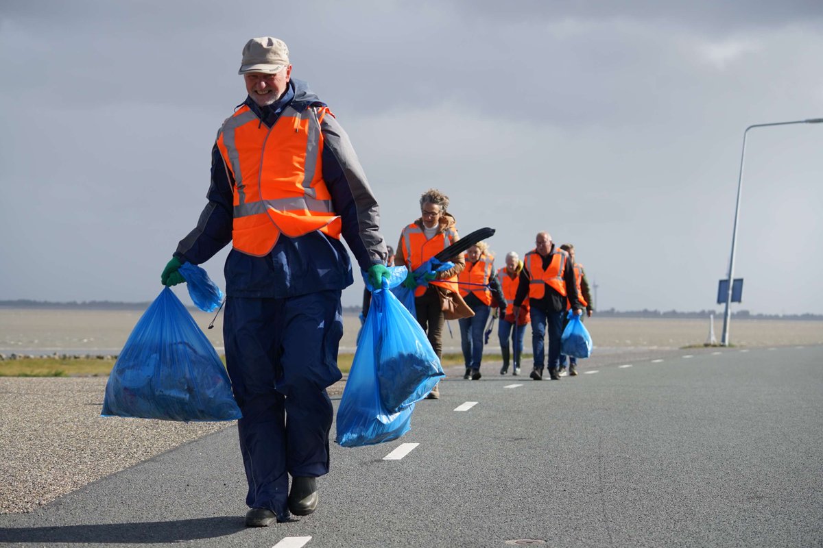 Op 21 september doet Groningen Seaports mee aan de World Cleanup Day. Samen met onze partners en de lokale gemeenschap maken we het havengebied schoon.💪 Doe je ook mee? Samen kunnen we het verschil maken: groningen-seaports.com/nieuws/groning… 

#WorldCleanupDay #GroningenSeaports