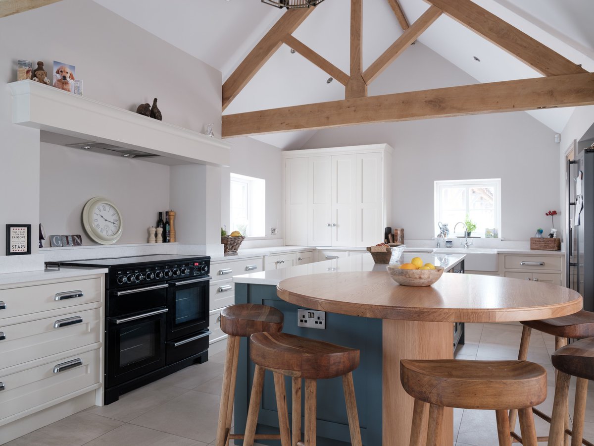 SheerinBespoke's tweet photo. Our bespoke kitchen design service will transform your home. As the heart of your home, the kitchen should work for you, your family, and your lifestyle. To find out more, arrange a consultation with our team in our Knutsford design studio!
#bespokekitchendesign #luxurykitchens https://t.co/WOUHyuksey