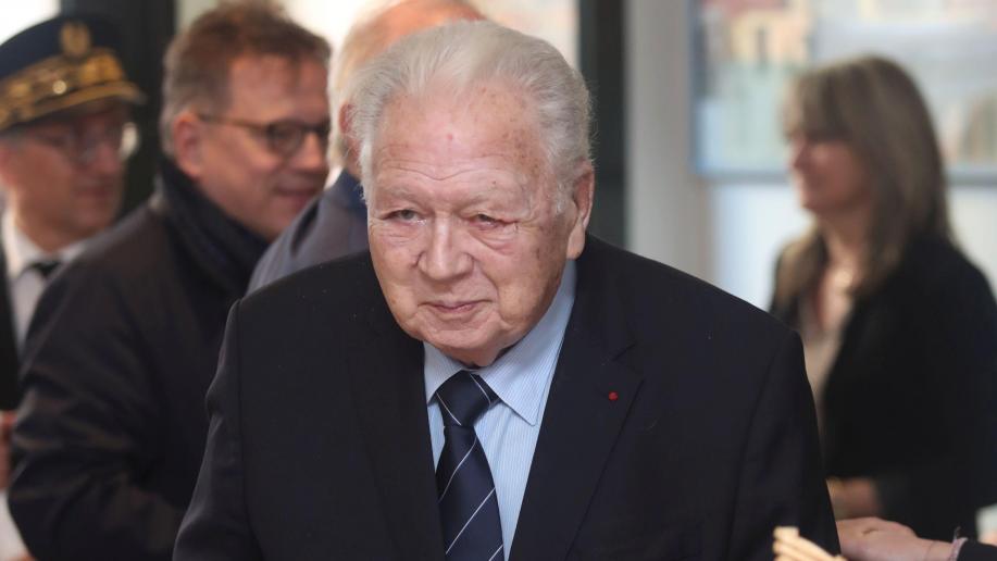 Négociant  de la première heure, travailleur acharné, visionnaire et inlassable  bâtisseur, Michel Soufflet aura construit, sur le socle de l’entreprise  familiale un groupe agro-industriel d'envergure qui fait honneur à notre profession. Au revoir Monsieur Soufflet