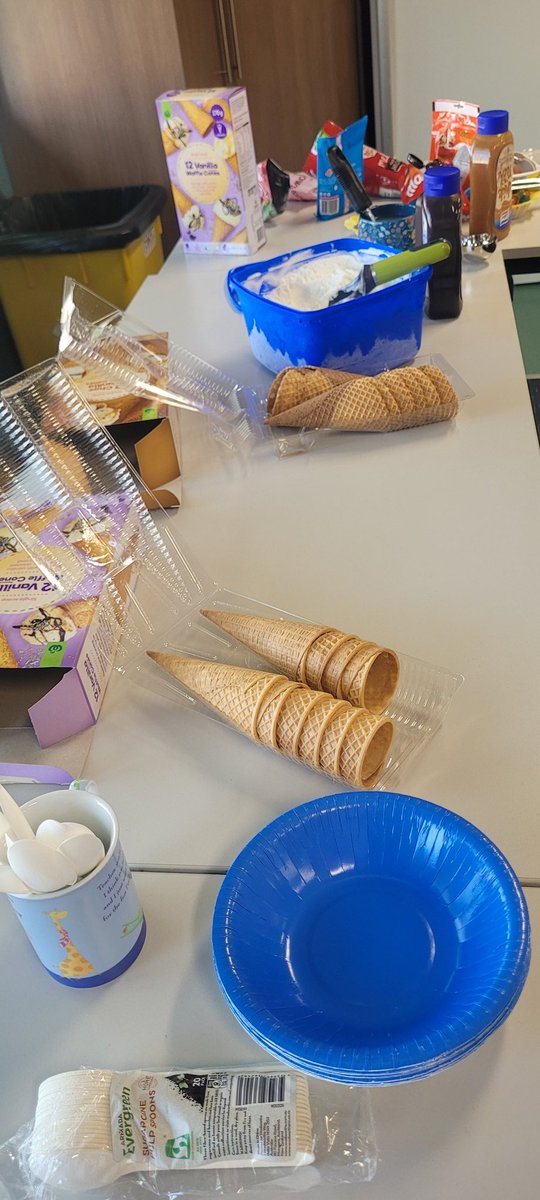 Kicking off RUOK? week with a 'share an icecream' afternoon put on by the wellbeing team (instead of a meeting). I chose to tackle the start of our newest staff jigsaw puzzle with some colleagues.  <a href="/GreenwayParkPS/">GreenwayParkPS</a> <a href="/_KatrinaTurner/">Katrina Turner</a>