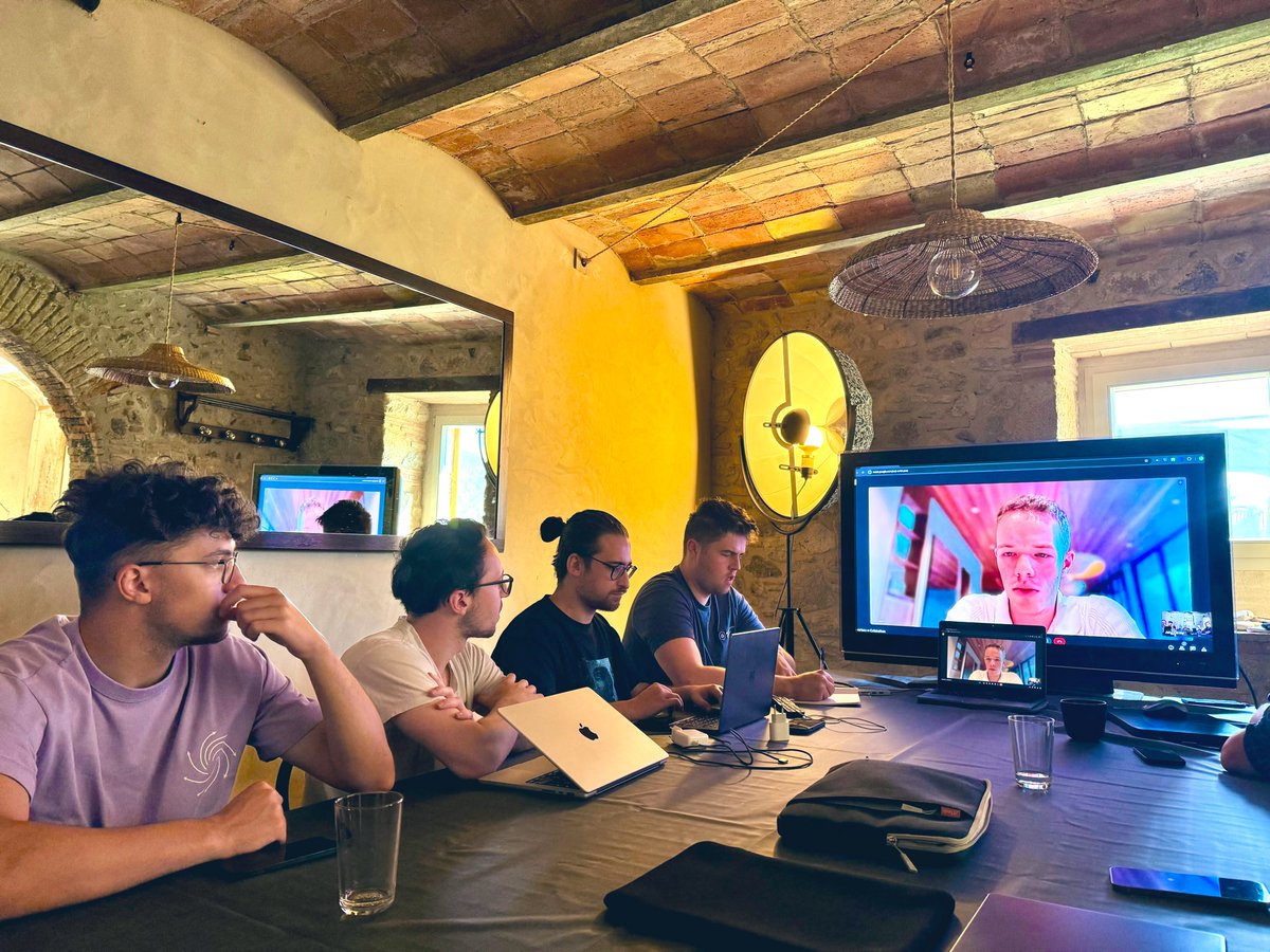 Talking entrepreneurship and accelerators with <a href="/Astrarizon/">Astrarizon</a> and <a href="/Alex__Radu/">Alex Radu /Acc</a>.

#Collabathon2024