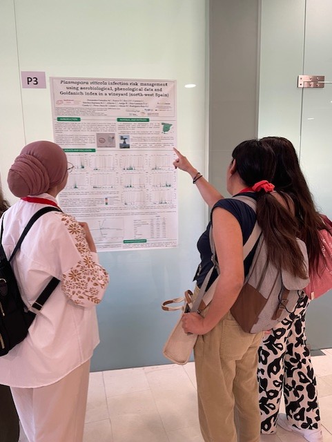 plasmowine's tweet photo. 🍇PLASMONEWS!! 🌿

@PLAMOWINE presenta un póster en @MedPalynoS:

Plasmopara viticola risk management using aerobiological, phenological data, and Goidanich index in a vineyard (north-west Spain).

¡Síguenos!
 
 @monetvino | @depo_es | @uvigo| @costeira_es | @FEUGA_20 https://t.co/Jy3LJhoWjC