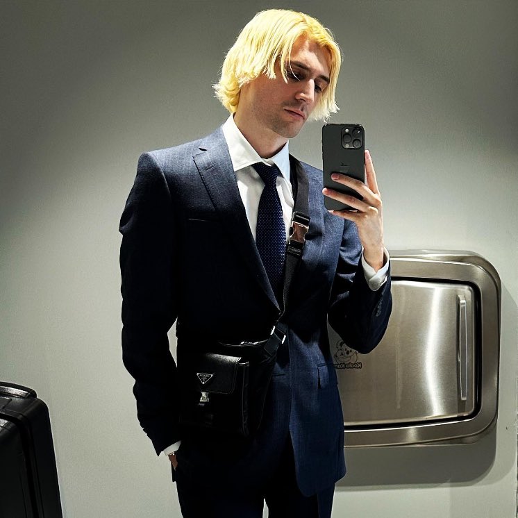 iqkev's tweet image. BREAKING: xQc's ex-girlfriend, Adept, has now filed for bankruptcy as a result of consistently losing court proceedings against him and accumulating significant legal bills throughout their legal battles