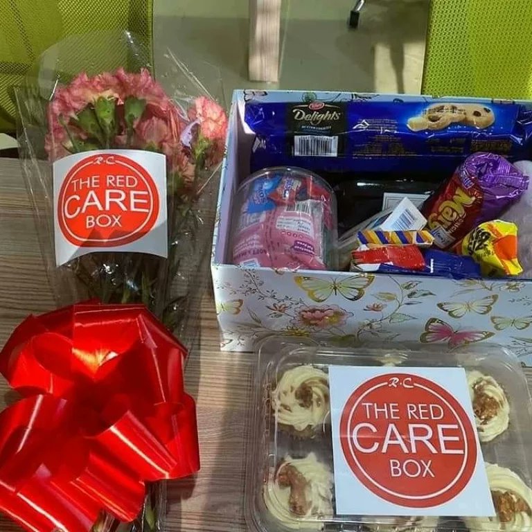 The_RedCareBox's tweet photo. We make everyday extra special 😉.

Customize your own special gifts with us Today 🍫🍬🍭🍷🎁🎀

Say it with love❤️, Say it with RedCareBox🎁. 

📞Hit us up to place your order 😊.

#TheRedCareBox🎁 
#SpreadingLoveOnePacakgeAtATime🎀 https://t.co/updd6dQSZm
