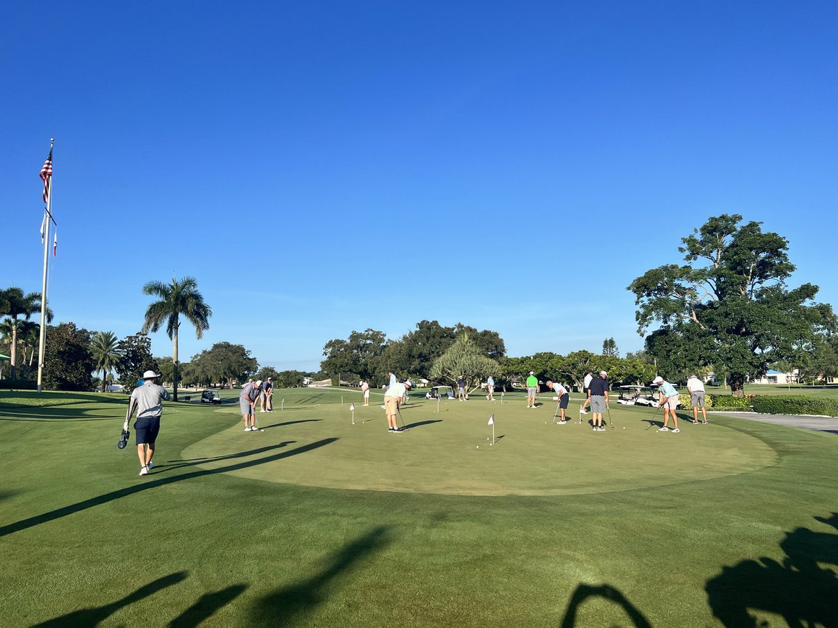 GCSAA_SouthAtl's tweet image. Golf course superintendents go above and beyond as agronomists, environmental stewards, leaders and advocates for golf, driven by their passion and dedicated to making every round great. #ThankASuper