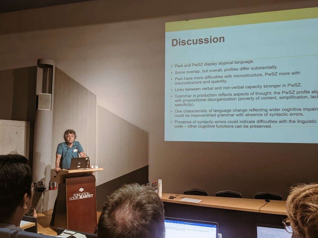 Vitor Zimmerer (@vit_zim) on Twitter photo Presenting our comparison of spontaneous language production of people with aphasia and people with schizophrenia at #SoA24 in lovely Geneva, <a href="/UCLLangCog/">UCL Language & Cognition</a> Presenting our comparison of spontaneous language production of people with aphasia and people with schizophrenia at #SoA24 in lovely Geneva, <a href="/UCLLangCog/">UCL Language & Cognition</a>