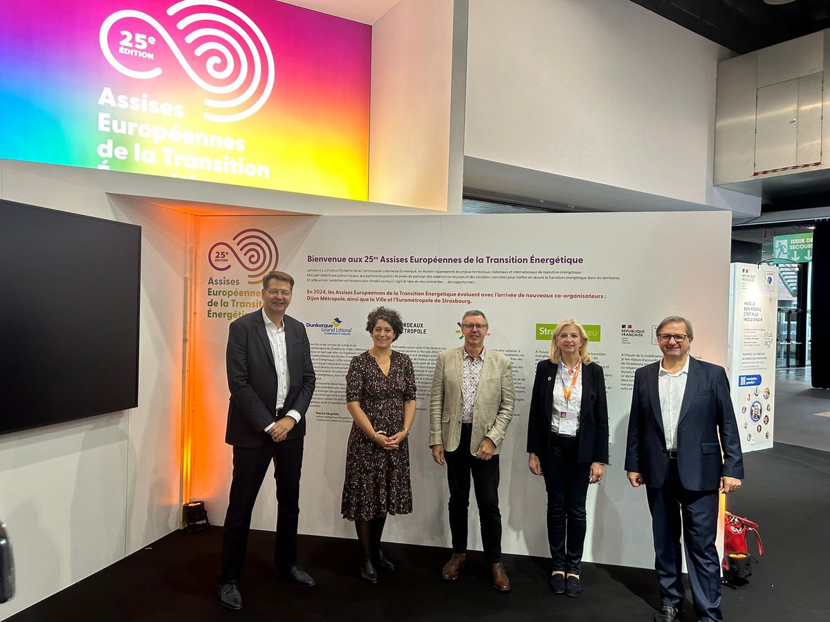 Sous l’œuvre d’art magnifique, « Gaia », de l’artiste Luke Jerram, qui nous rappelle la beauté de notre planète, j’ai inauguré la 25e édition des Assises européennes de la transition énergétique.

Trois jours de débats et d’échanges autour des questions de transitions, si