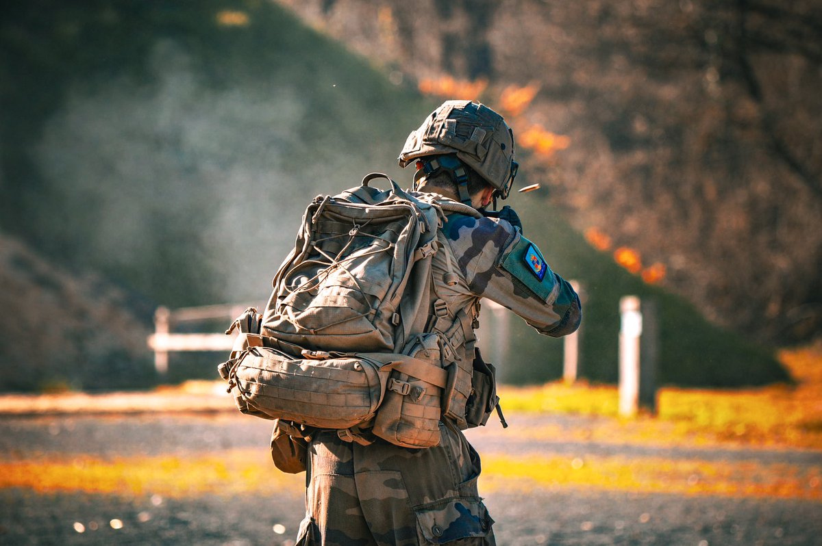 RICM_off's tweet image. Préparation finale avant déploiement OPEX : les Mustangs affûtent leur force et leur précision.

#militaire 
#RICM
#armée  
#troupesdemarine 
#arméedeterre