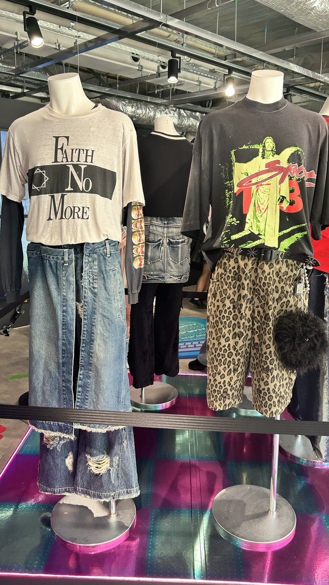 れもち tweet media