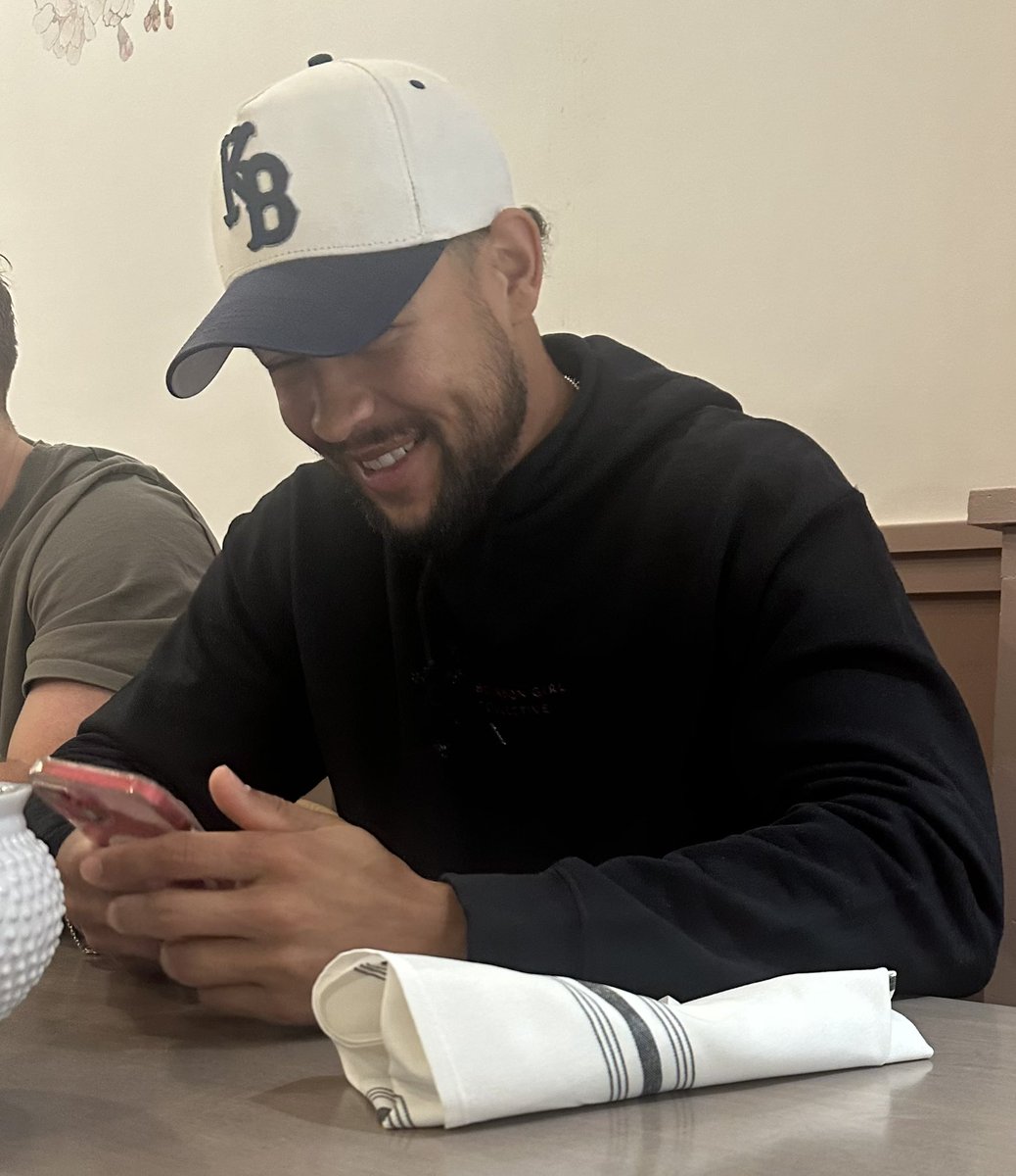 ccolesharrett's tweet image. Happy Birthday to the guy who made me a Momma 28 years ago…  I love you forever and always sonshine!
💙🥳🎂🌞
@theBlakePerkins #ThisIsMyCrew 
#HappyBirthday 
#Sonshine 
#Firstborn