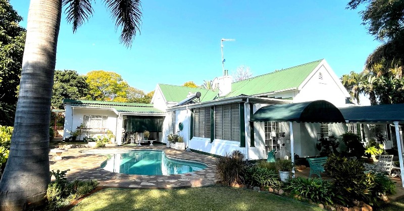 ByoProperty's tweet photo. Lɪsᴛɪɴɢ Fᴇᴀᴛᴜʀᴇᴅ Bʏ Rᴏᴅᴏʀ Pʀᴏᴘᴇʀᴛɪᴇs

A beautiful suburbs house with 4 bedrooms, main bedroom has a walk in dressing room a bathroom and toilet..
