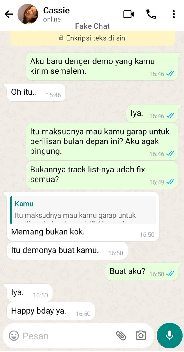 sunshroom8's tweet photo. #jewelsblue 

Yah, pokoknya selamat ulang tahun ya mantan. https://t.co/yFqgjqVKk1