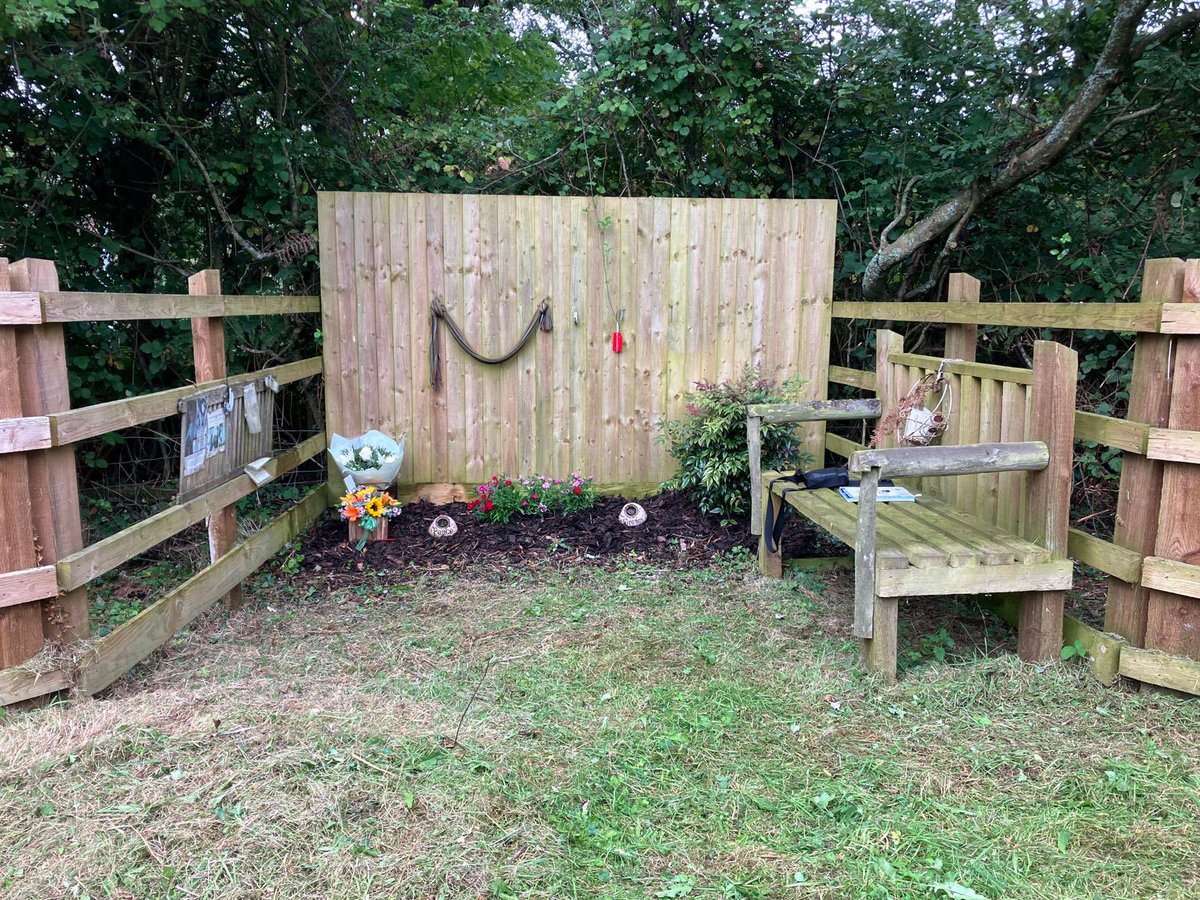 Thank you to Liz, my police liaison officer for placing flowers at the special garden in Hindhead. 12 yrs on and she never forgets. Thank you also to Highways staff for tidying it up and making it feel loved. You all are very special people ❤️