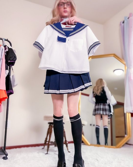 Decisions, decisions. What dress code would you prefer? https://t.co/mpzZL7IuJd