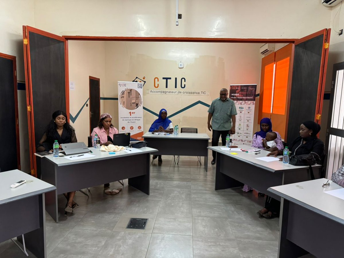 cticdakar's tweet photo. Démarrage officiel du programme Femmpact.
Le programme est exclusivement en présentiel et les candidates bénéficient d'un renforcement de capacité pendant 10 jours pour la structuration du Business, le développement du leadership, la préparation à la levée de fonds, etc. https://t.co/aX3QsP50q2