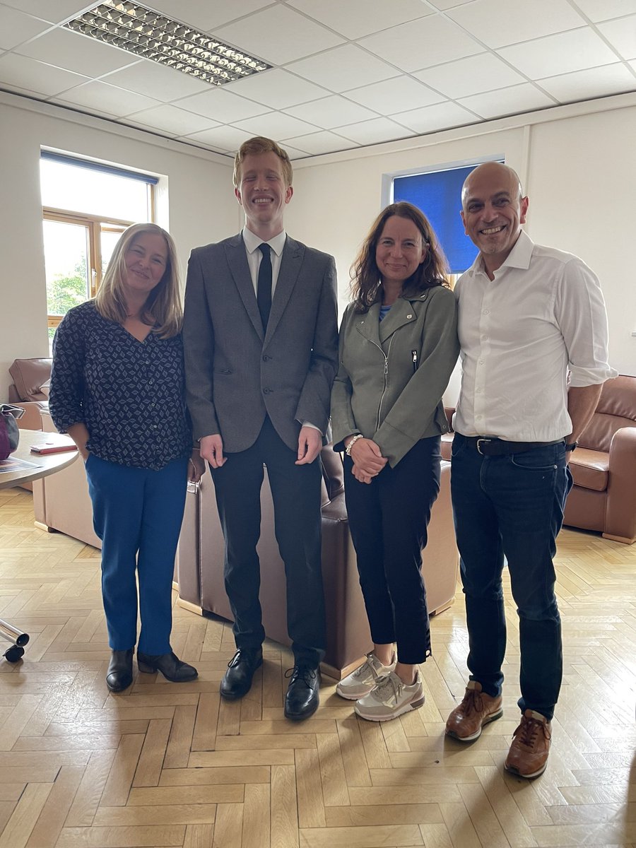 Congratulations to our PhD student <a href="/Isaac__Allen/">Isaac Allen</a> <a href="/CCGE_Cambridge/">CCGE Cambridge</a> for successfully completing his viva, with 4 publications already from his thesis! Huge thanks to examiners <a href="/ER_Woodward/">Emma Woodward</a> &amp; <a href="/lisapennells1/">Lisa Pennells</a>. PhD part of <a href="/CanGeneCanVar/">CanGene-CanVar 🧬</a> programme, funded by <a href="/CRUKresearch/">Science and Innovation at Cancer Research UK</a>
