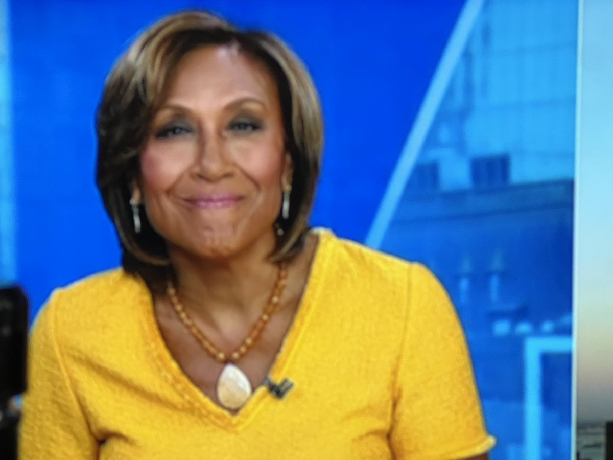 Tracie Strahan (@tstrahan4ny) on Twitter photo We’ve never met, but you were in my Dream last night <a href="/RobinRoberts/">Robin Roberts</a>! You’re the Best! #VeryRandom We’ve never met, but you were in my Dream last night <a href="/RobinRoberts/">Robin Roberts</a>! You’re the Best! #VeryRandom