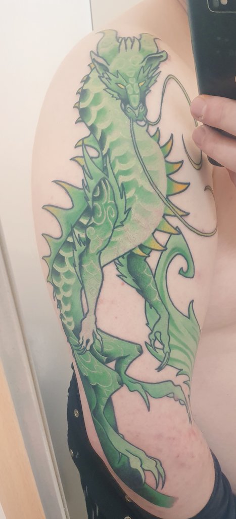 wallisa2011's tweet image. got this one finished up as first part of my Monk celestial sleeve I'm getting :D #worldofwarcraft #mistweaver