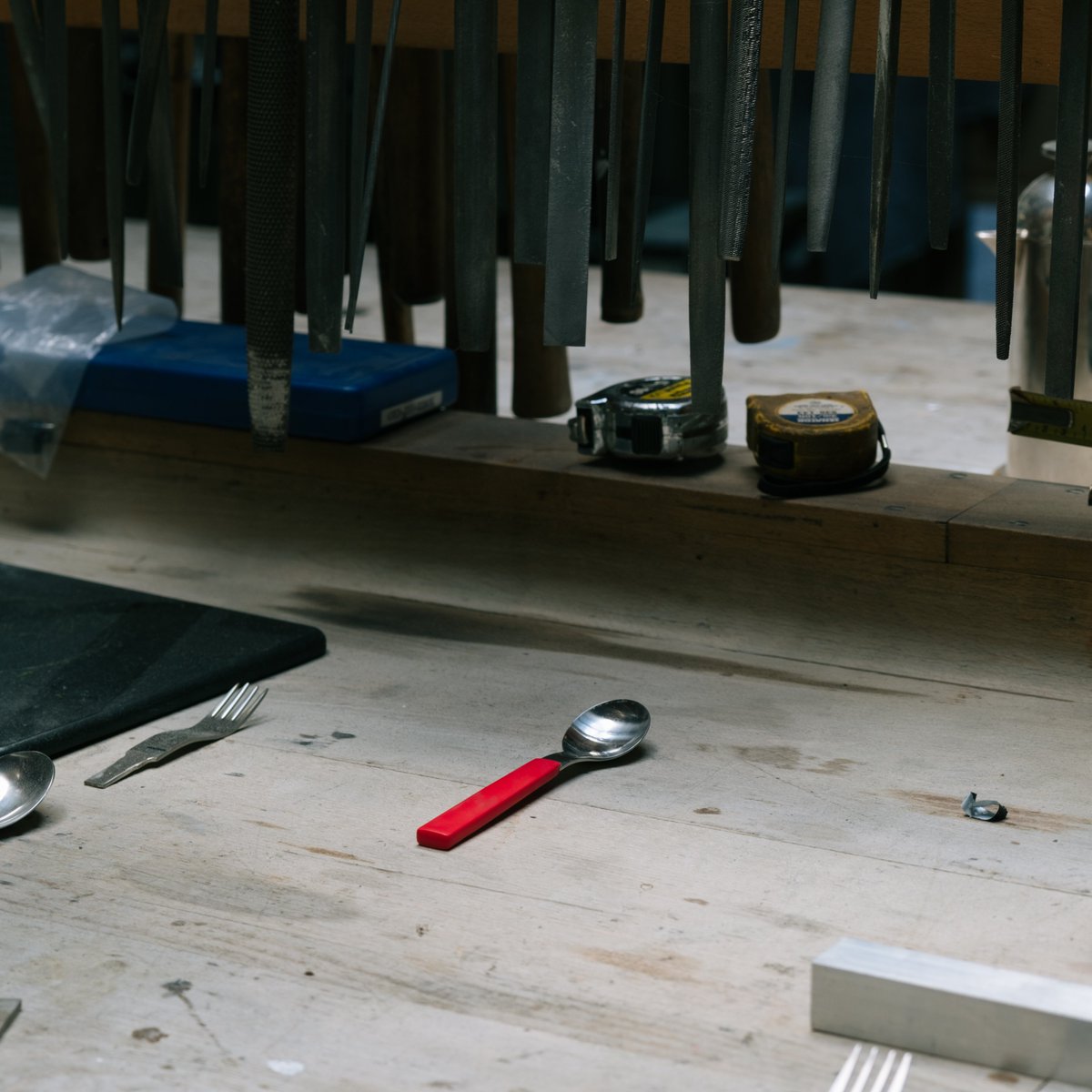 davidmelloruk's tweet photo. Unexpected red. It’s a thing apparently.
If it’s good enough for domestic interiors, it’s good enough for our cutlery factory
#unexpectedred #davidmellor #cutlery https://t.co/dT6nLG3vfq