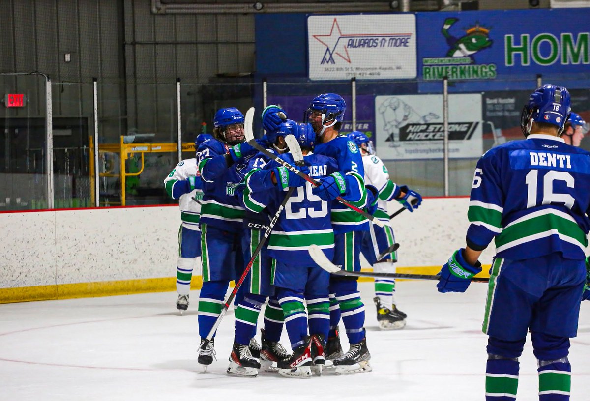 🔵 vs. ⚪️ = ✅ 

Highlights from this past Saturday Blue vs White scrimmage. Thank you to everyone that showed up! Now it’s time for the real deal. #DefendTheReign