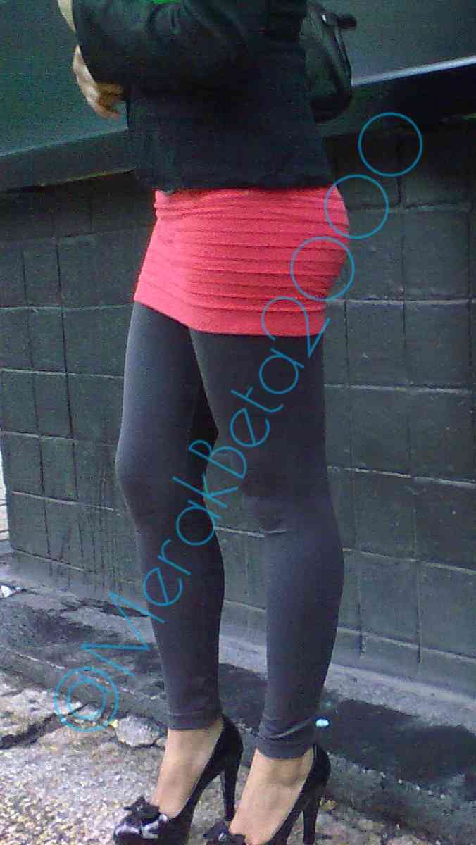 MerakBeta2000's tweet photo. #materialpropio #voyeur #cazas #piernas  #culos #ricuras #leggins #tacones #voyeur @ColesMinis https://t.co/KLhRDexpM9