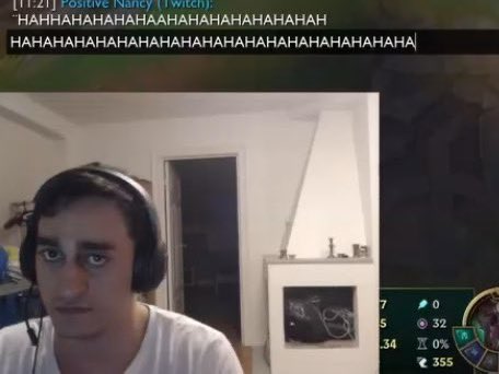 Riot_Kassadin's tweet image. 