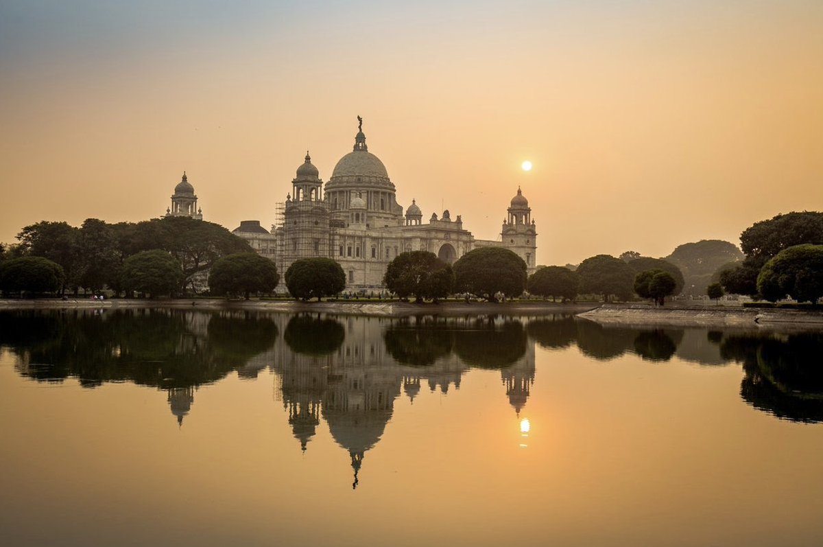 GRiverCruising's tweet photo. India's Golden Triangle &amp; the Sacred Ganges River Cruise
13 Days   |  New Delhi - Kolkata
https://t.co/w83MTqUVn1 https://t.co/0GiuWJTqt7