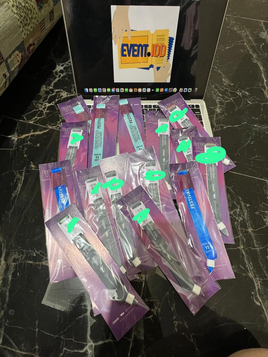 BE BRIGHT tweet media