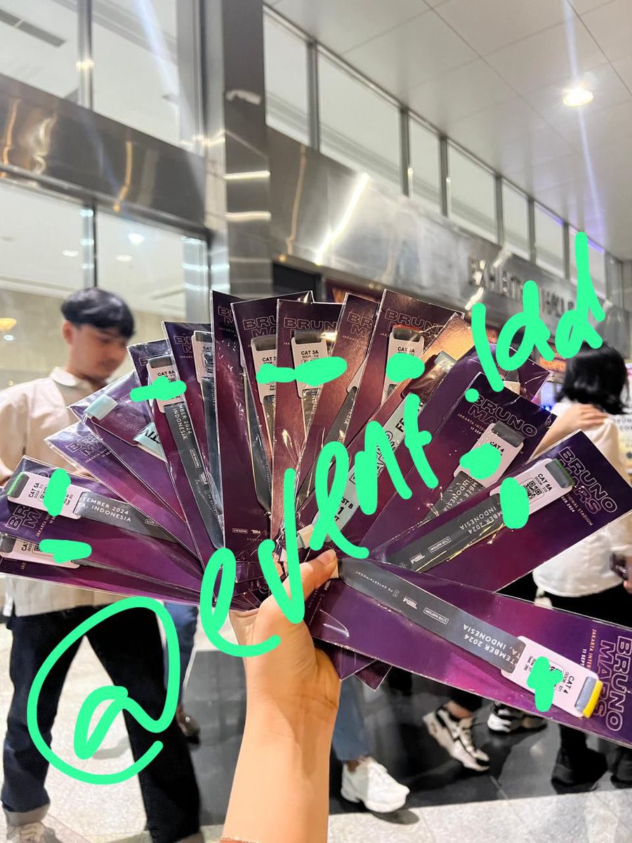 BE BRIGHT tweet media