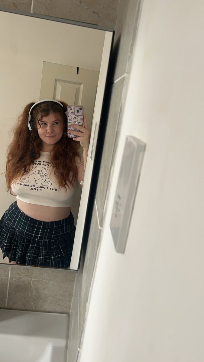 KittyKale0's tweet photo. good morning gamers https://t.co/dHrIbA63KV