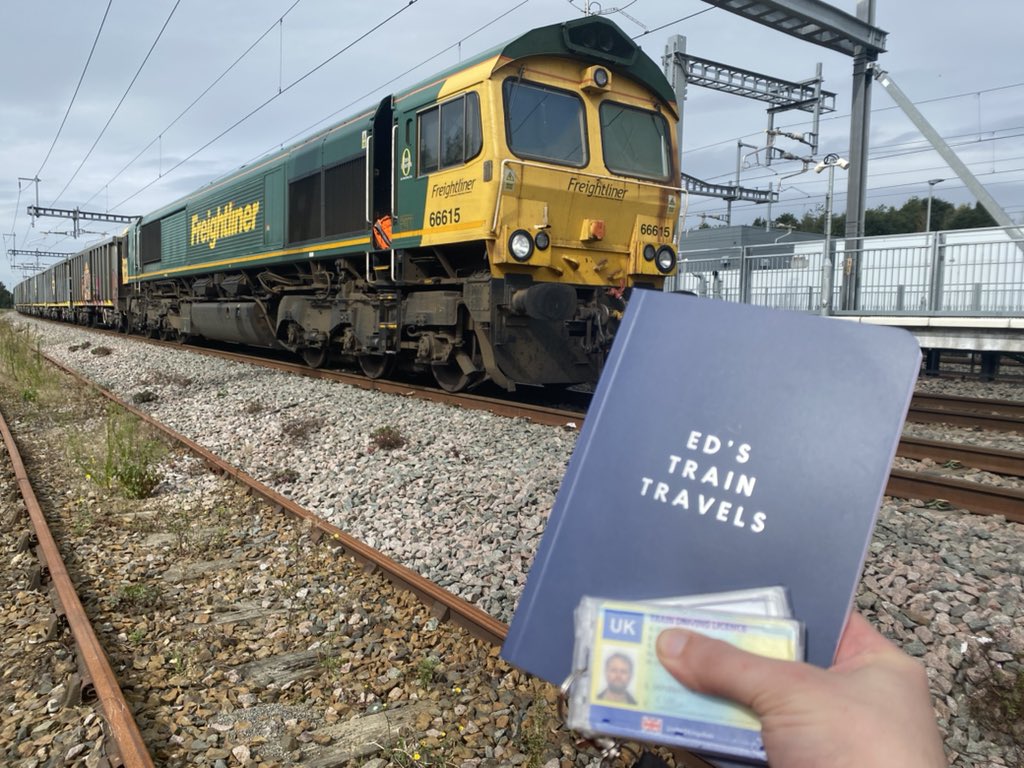 coriniumtv's tweet image. It’s time… 🚄
(Big thanks to @elliebarkeritv and @RobertMurphyTV for the personalised notebook!!)