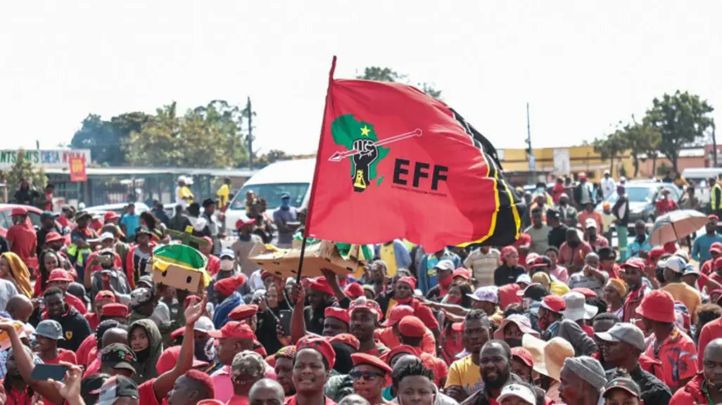 matumba_anthony's tweet image. The role of MK Party is to divide Black people on behalf of Colonialists and Apartheid beneficiaries. Because It is either they control black people or divide them.

After 30 years of controlling the ANC they came to realize that it is dead. Black people are now consolidating