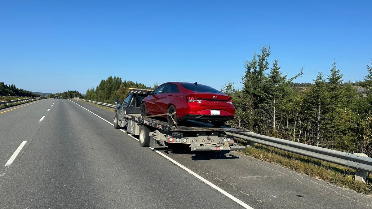 RCMPNB's tweet photo. Last week, the Tactical Traffic Enforcement Unit stopped a vehicle on Route 2 in #SaintBasile for travelling 171 km/h in a 110 km/h zone. The driver was issued a $604.50 fine, and the vehicle was impounded for seven days. #SlowDown #RCMPNB https://t.co/z7IGL2J4Cg