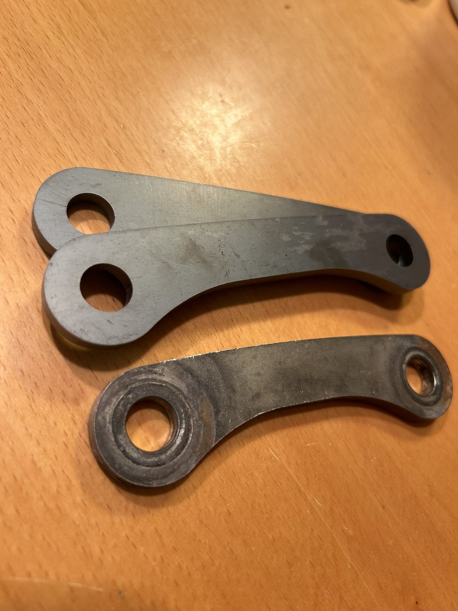 x0pjNNLjvDUfnca's tweet photo. さすがに10センチ下げたら気付いたわ。
#crf125
#cr80
#車高
#ローダウン https://t.co/WprxWqGlE7