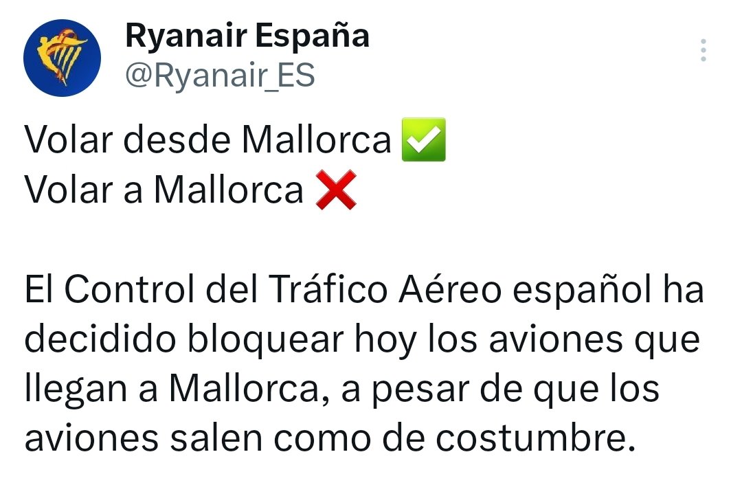 Volar a Vigo ✅️
Volar desde Vigo ❌️

Ryanair ha decidido nuevamente dejar tirados a sus pasajeros en Vigo porque su tripulación se pasaba de horas, a pesar de que el resto de aerolíneas operaron como de costumbre. 

Nuestro apoyo a los pasajeros abandonados por #Ryanair.