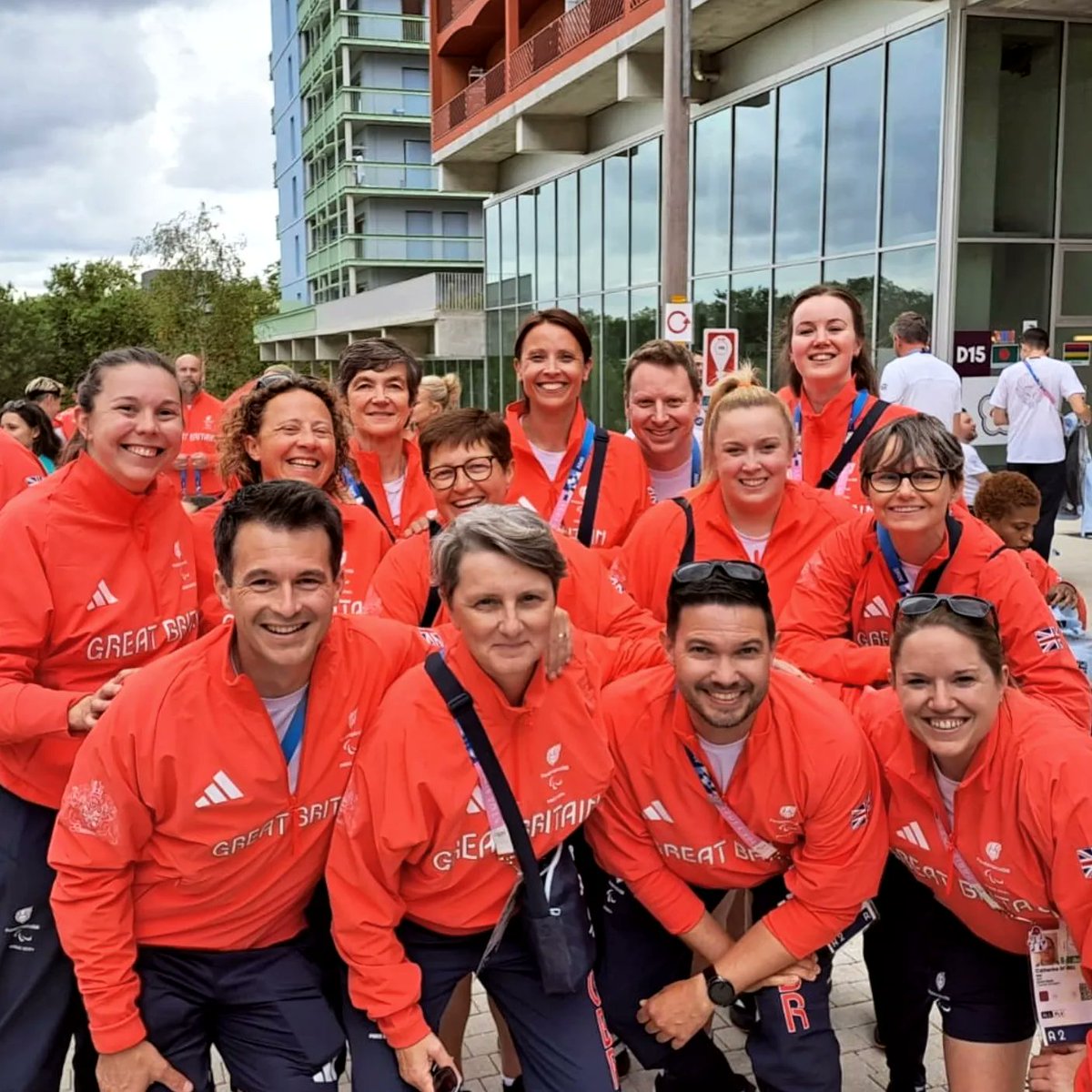 Sinead Chambers (@sinead_chambers) on Twitter photo Merci Paris 🇫🇷 🙏
Being a part of <a href="/ParalympicsGB/">ParalympicsGB</a> for the last few weeks has been a privilege & an amazing experience!
Chapeau Paris 2024 ❤️ Merci Paris 🇫🇷 🙏
Being a part of <a href="/ParalympicsGB/">ParalympicsGB</a> for the last few weeks has been a privilege & an amazing experience!
Chapeau Paris 2024 ❤️