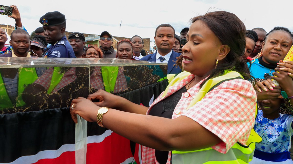 Reagan_Kenyan's tweet image. H.E Governor Wavinya Ndeti has commissioned the Kangundo bus park upon refurbishment by the County Government of Machakos.
#WavinyaNdetiDelivers @Wavinya_Ndeti