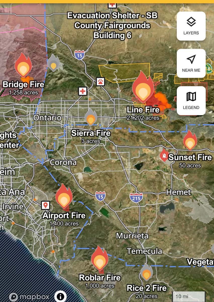 CalifNewsworthy's tweet photo. So many #Wildfires in #California 😓#LineFire #BridgeFire #AirportFire #SunsetFire #RoblarFire https://t.co/CBjx8ktTGf