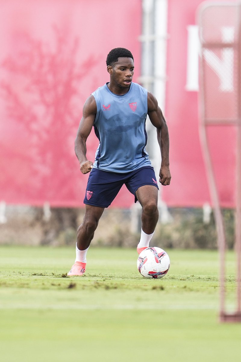Sevilla Fútbol Club tweet media