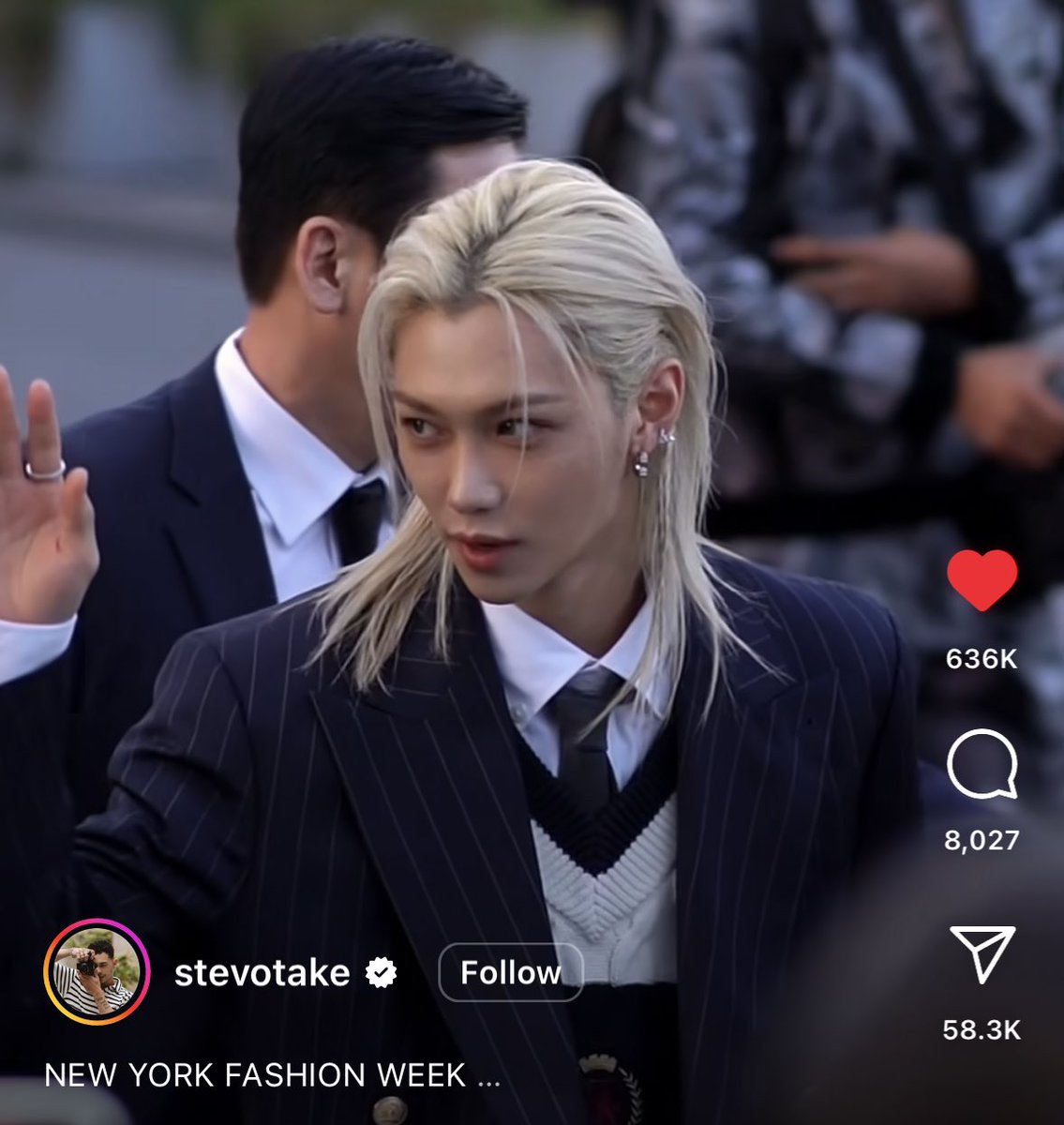 felixssource's tweet photo. #FELIX is going viral again for his #NYFW appearance

Locals are liking the video of him arriving at TH event, it has already surpassed 6M views & 630k likes in one day only 
 
FELIX FASHION WEEK KING
FELIX TOMMY HILFIGER NYFW
#FELIXxTommyHilfigerSS25 #FELIXatNYFW
#TommyHilfiger @TommyHilfiger