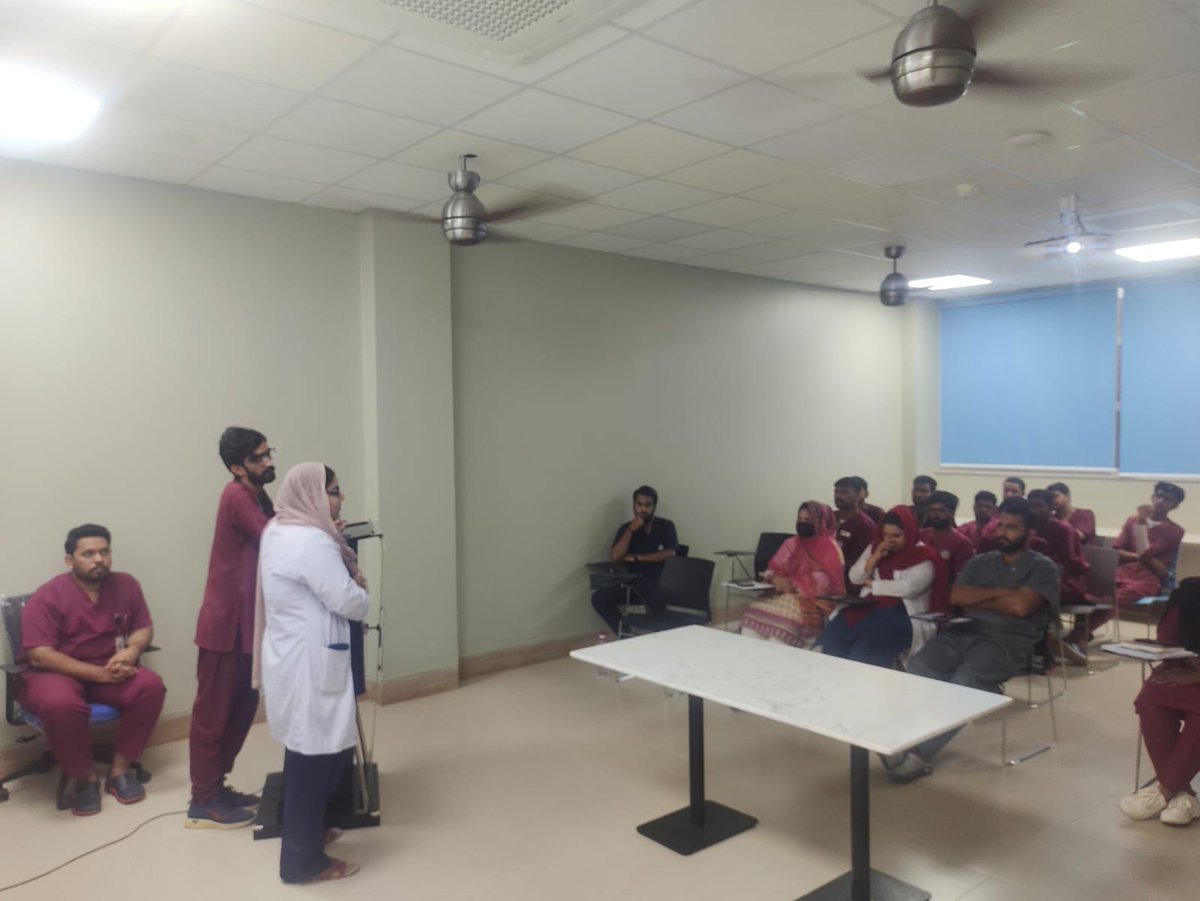 SichnMedia's tweet image. At  #SICHN Children's Hospital Sukkur held a session on “Fever and Its Management.” The presentation was led by Muzamil Ahmed and facilitated by Dr. Tahreem.
#childrenshospital #fevermanagement #pediatriccare #healthcareworkshop #childhealth #sukkur @BBhuttoZardari @AzraPechuho
