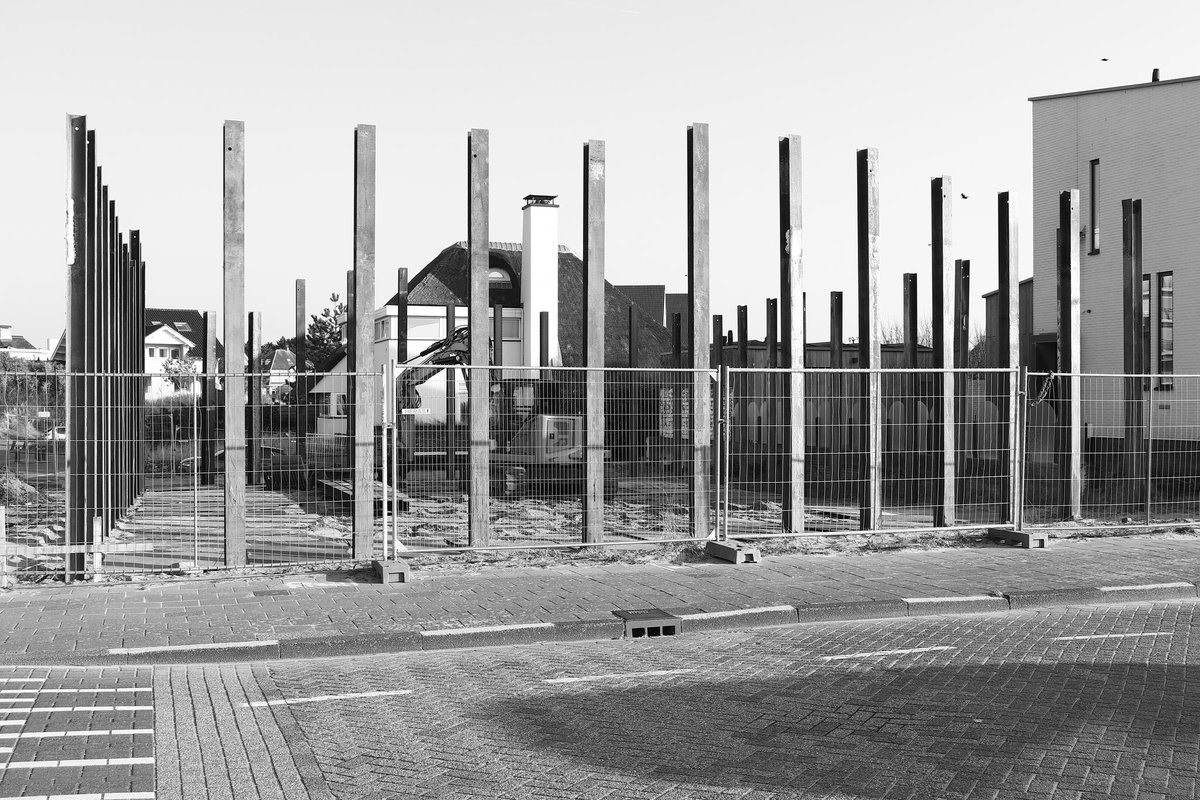 JefKPhotography's tweet photo. A black and white photo of a building site.
#buildingsite #buildingsites #construction #constructionsite #constructionsites #photography #photo #photos #photograph #photographs #picture #pictures #blackandwhite #blackandwhitephotos #blackandwhitephotography #blackandwhitepicture https://t.co/YuPeHFpgFe