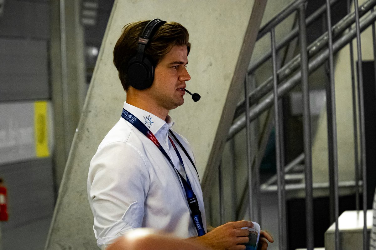 Zwei Tage, vier Spiele: bit.ly/3MLi3aR - und euer Wochenende so?

Und jetzt: Vollgas! 💙🤍

#EislöwenRudel