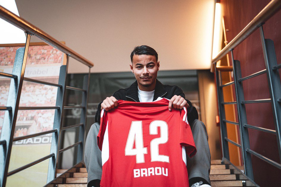 sachatavolieri's tweet photo. ✅🇲🇦 EXCL. L’ailier droit Anisse Brrou va s’engager avec le Lokomotiv Sofia dans le cadre d’un contrat de 3 ans. Le Marocain qui évoluait au #SL16FC en Challenger Pro League la saison dernière passe sa visite médicale pour compléter sa venue dans le championnat bulgare ce mardi. #mercato #RSCL #FCLokomotiv1929 #dimamaghrib