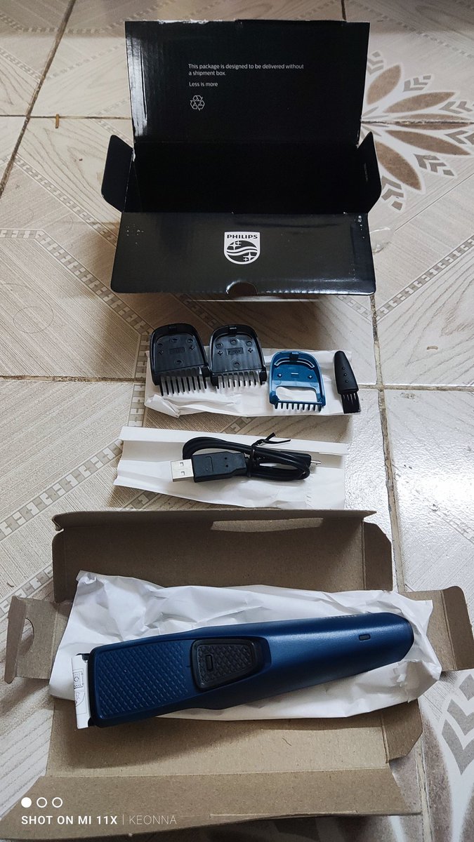 kuttykumar6's tweet photo. Recently I bought a Philips trimmer from amazon. Phillips &amp; Amazon packaging is very good. In that package no plastic bags they used only the paper bags . It is eco friendly. I 💕 it. #amazonin  #philipsindia #PhilipsMenIn https://t.co/93XsT5PDj3
