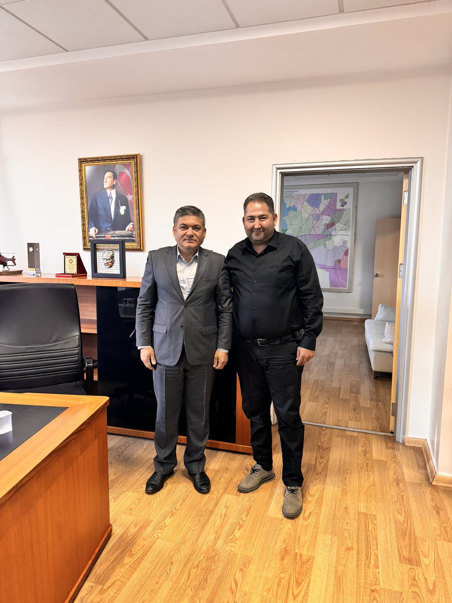 yenidenmisk's tweet photo. Genel başkanımız,Adana Büyükşehir Belediyesi başkan vekili sn Mehmet KILINÇ ‘ı ziyaret etmiştir.Sayın başkana Misafirperverliğinden dolayı teşekkür ederiz. https://t.co/hXroH8qg1v