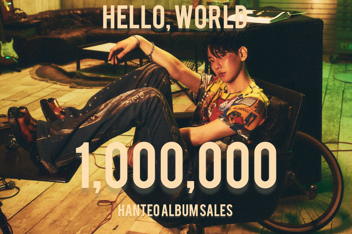 BaekhyunChart's tweet photo. BAEKHYUN has sold 1 million copies on Hanteo with 'Hello, World' in just 5 days!

He is the first solo artist in 23 years to record million sales with multiple albums👑

#백현 #BAEKHYUN @BAEKHYUN_INB100 https://t.co/GsVfVSY6cr