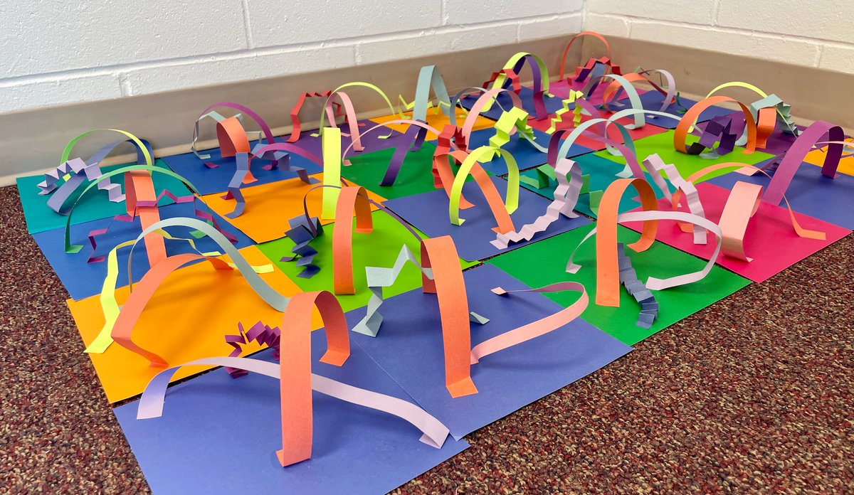 These might not look like much, but the Kindergarteners at <a href="/WakeRobinElem/">Wake Robin Wizards</a> have been working on some BIG SKILLS while in the Art Room as they start creating their own 3-D Roller Coaster 🎢💙👐 #bpsne #MakingConnections